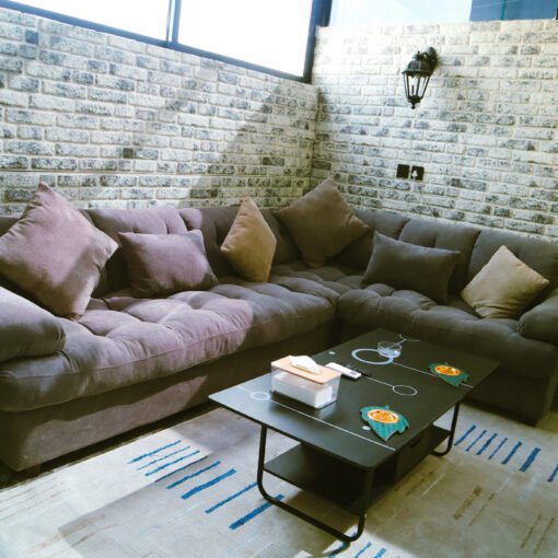Apartment 401