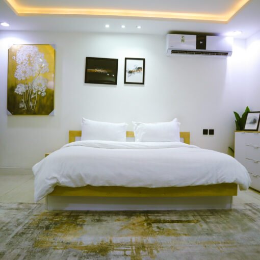 Apartment 404