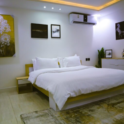 Apartment 404