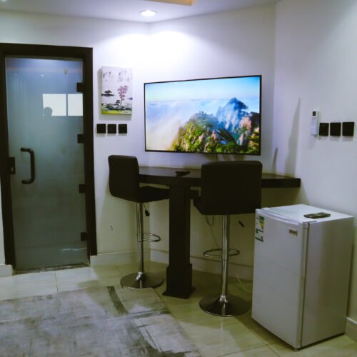 Apartment 404