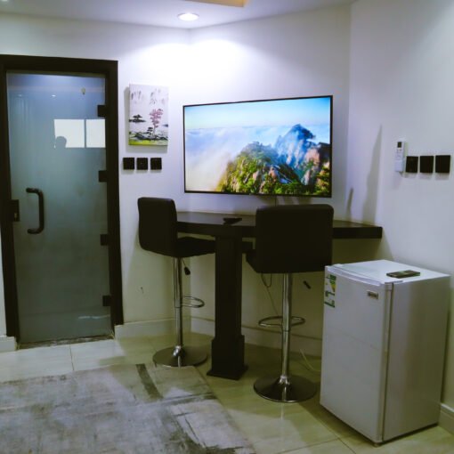 Apartment 404