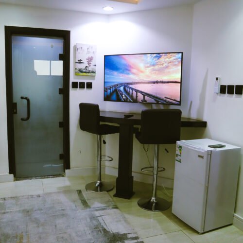 Apartment 404