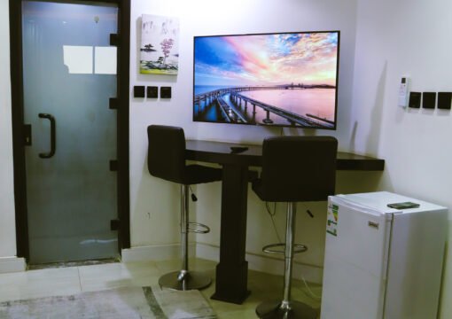 Apartment 404