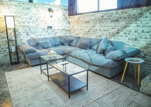 Apartment 404