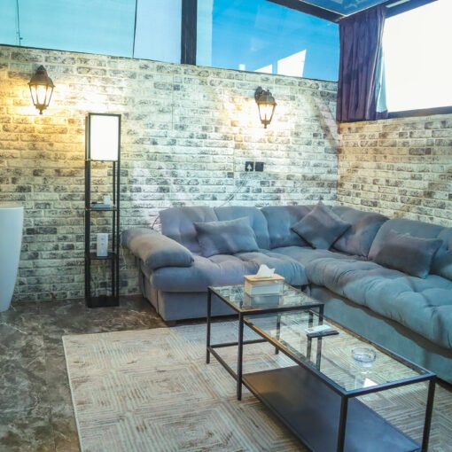 Apartment 404