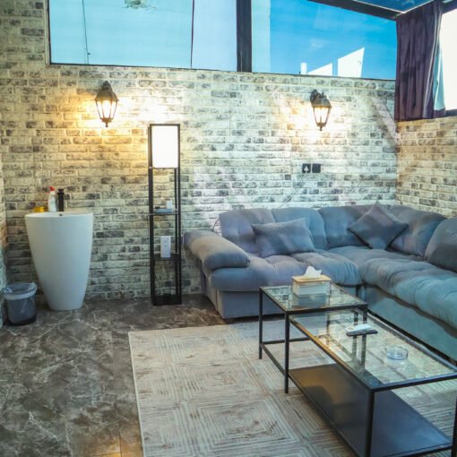 Apartment 404