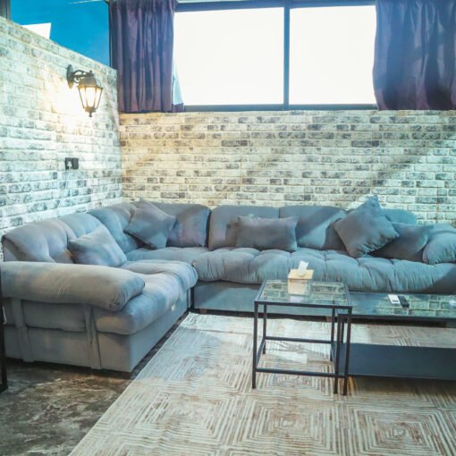 Apartment 404