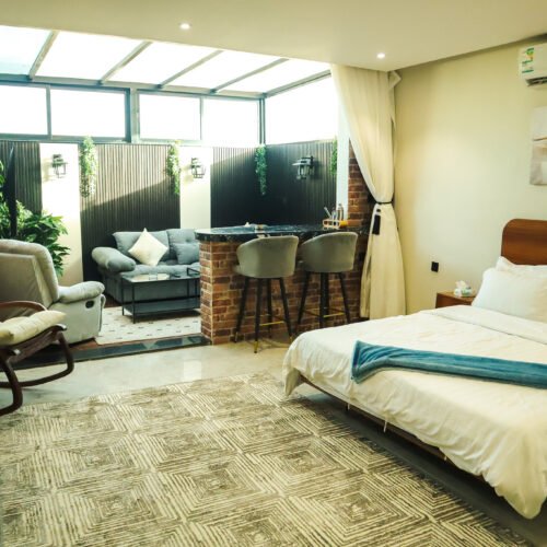 Apartment 60