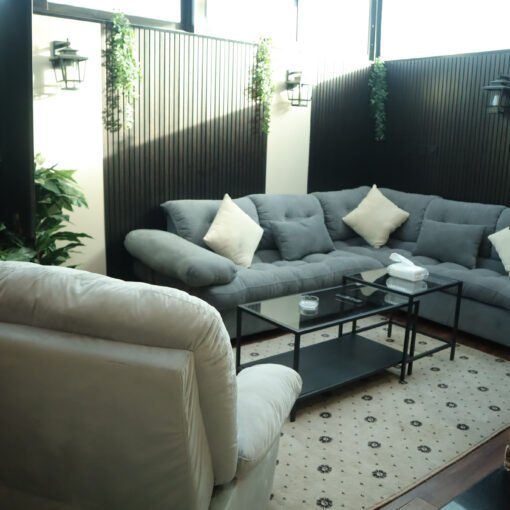 Apartment 60
