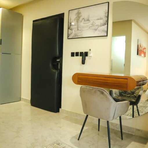 Apartment 60