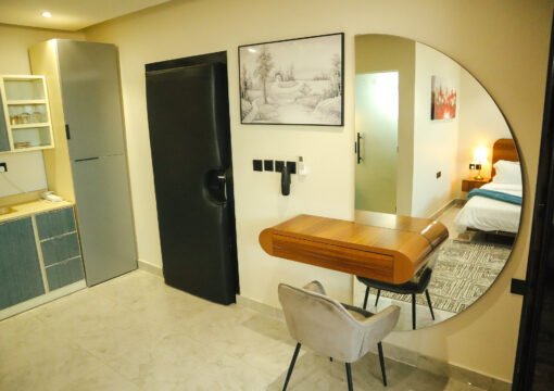 Apartment 60